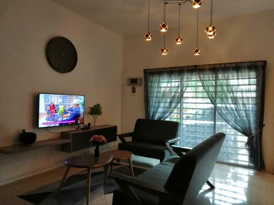 Alyaleesya Homestay Teres Brinchang Ngoại thất bức ảnh
