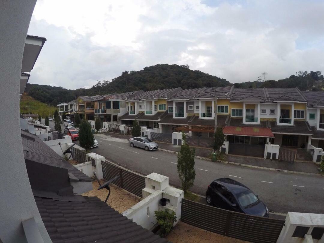 Alyaleesya Homestay Teres Brinchang Ngoại thất bức ảnh